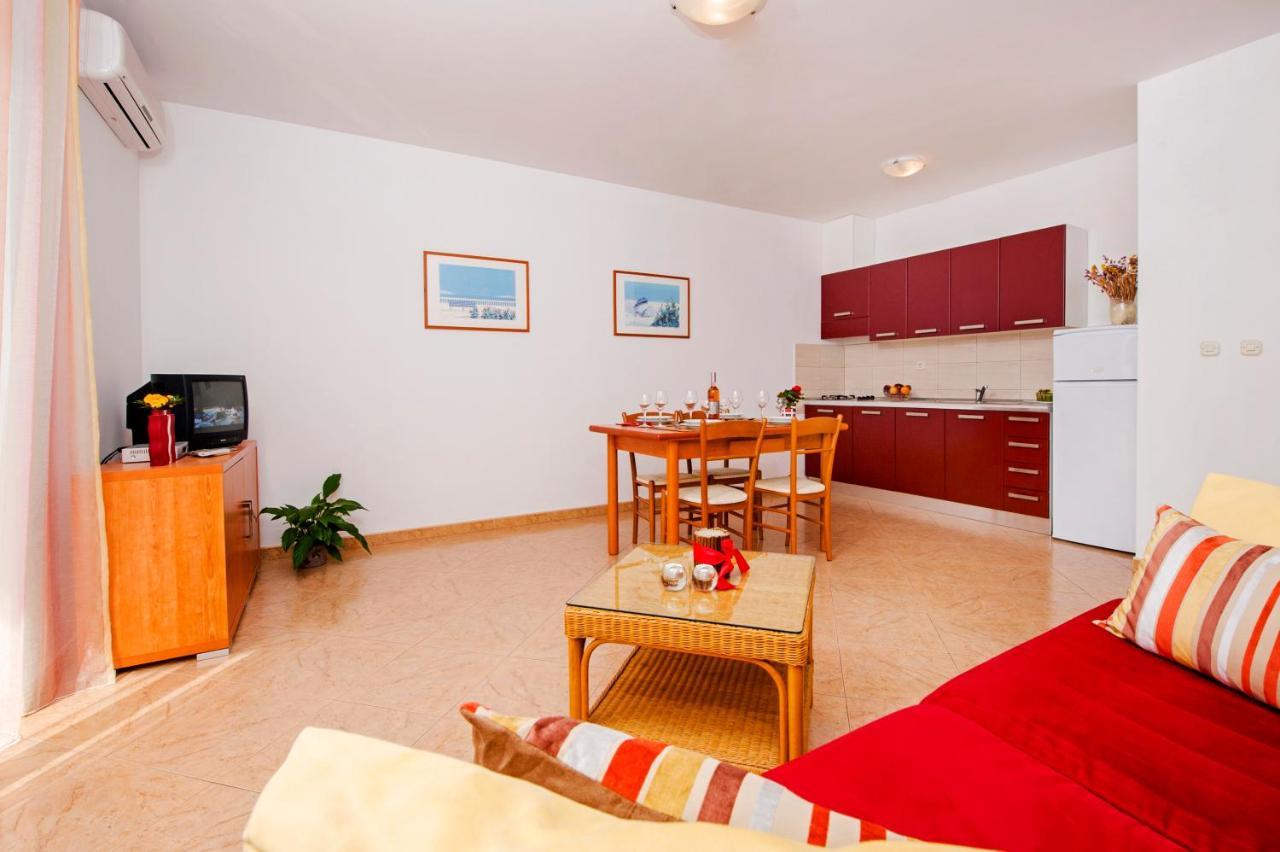 Apartments Bella 로비니 외부 사진